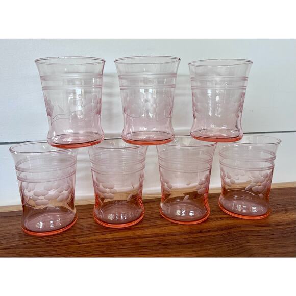 Pink Depression Juices Glasses Floral Etched Pattern (7) - Picture 9 of 10